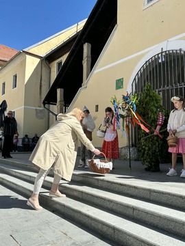 390feaf8-2a36-4b2a-b130-b4f96a677251